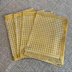 Set of 4 Metallic Gold Shear Placemats